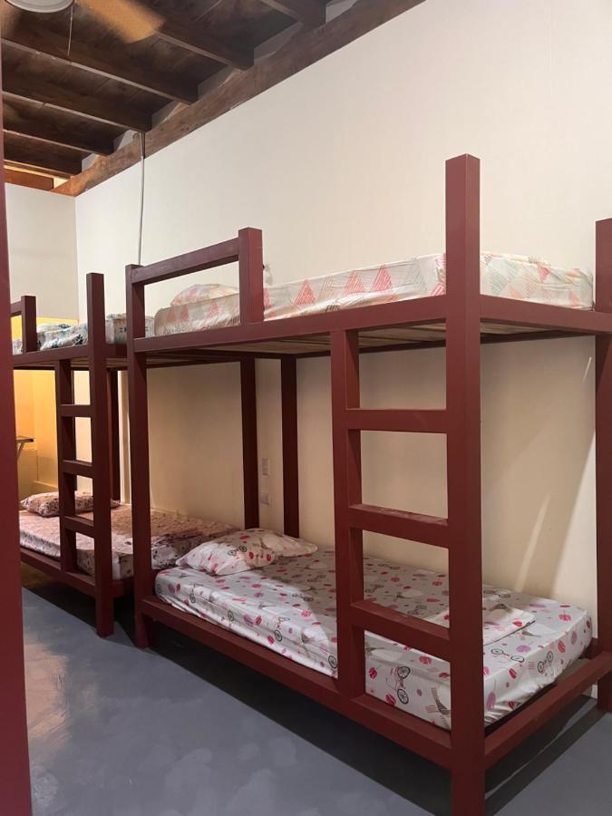 Hostel Tuanis Surf Camp Playa Santa Teresa  Luaran gambar