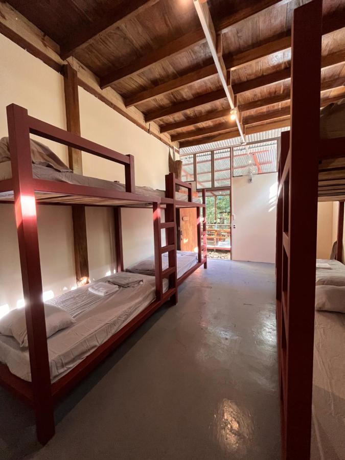 Hostel Tuanis Surf Camp Playa Santa Teresa  Luaran gambar